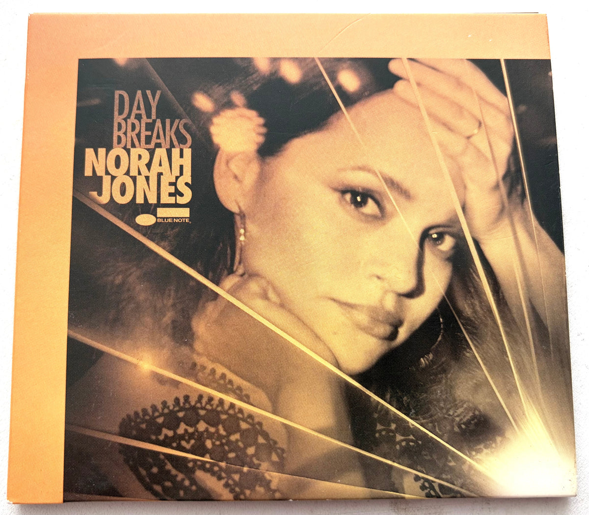 Norah Jones - Day Breaks - CD Album (2016)
